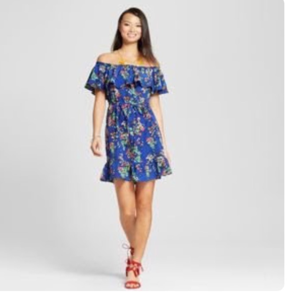 Off the shoulder dress - Picture 3 of 3